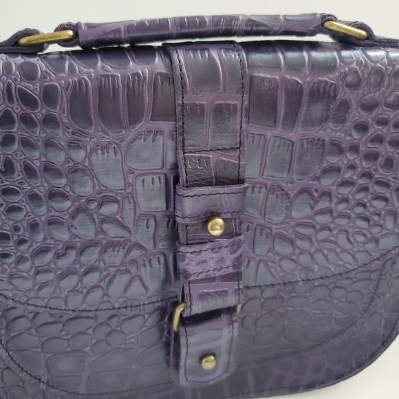 Chic Purple Crocodile-Embossed Women's Bag - Picture 4 of 16
